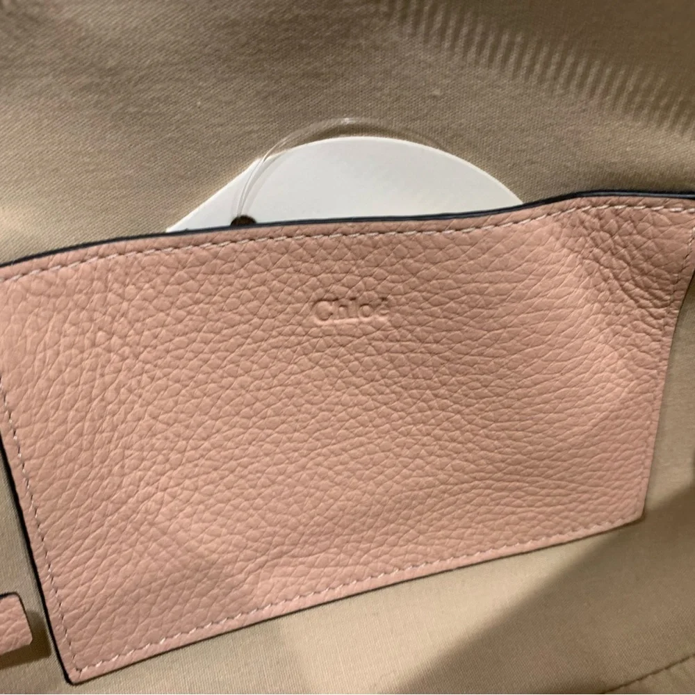 New CHLOE Calfskin Alphabet Round Cosmetic Makeup Case Bag Toiletry Blush Nude‎